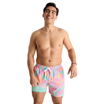 Chubbies Posh Palms klassische gefütterte Badehose