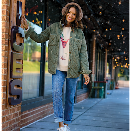 Natural Reflections Christmas Cocktail Crew-Neck Long-Sleeve Sweatshirt