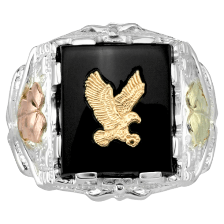 Black Hills Gold Eagle Rechteckiger Onyx-Ring aus Gold auf Sterlingsilber für Herren